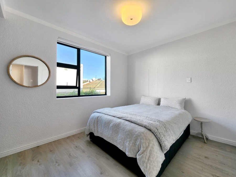 To Let 2 Bedroom Property for Rent in Sea Point Western Cape